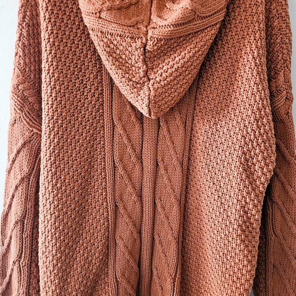 Jackson Rowe Pluto Cable Knit Cardigan - Picture 6 of 9